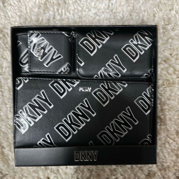 Dkny Women's Phoenix 3 in 1 Wallet Gift Box Set - Picture 4 of 4